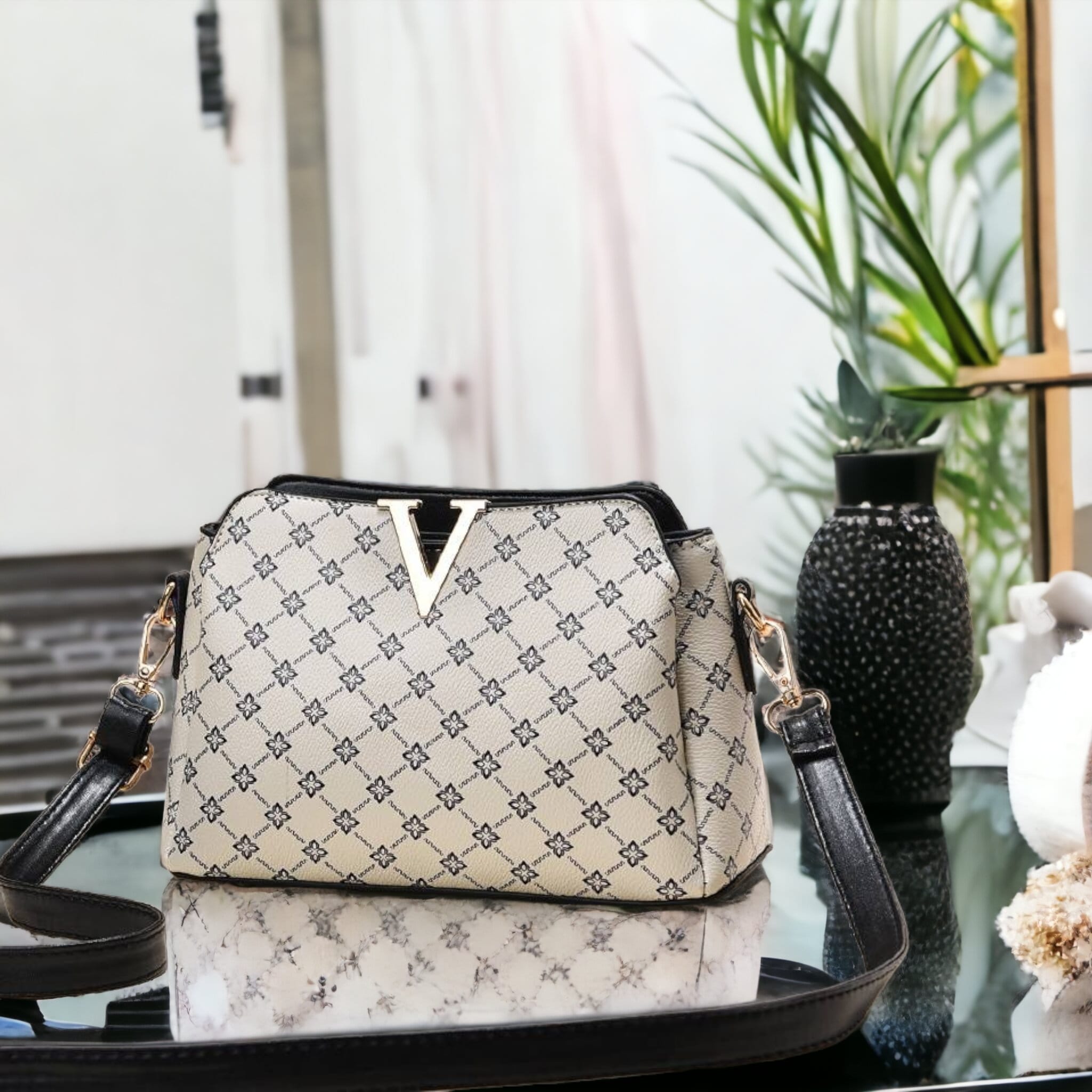 Klassisch elegant: Edellz Damen-Crossbody